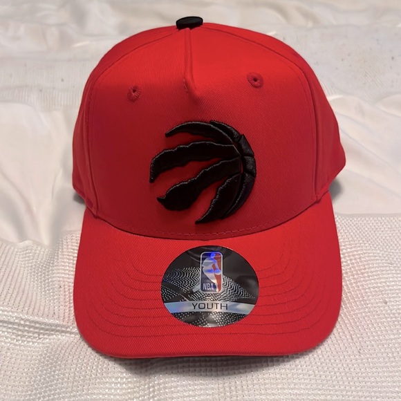 Toronto Raptors Hat - YOUTH - Picture 1 of 4